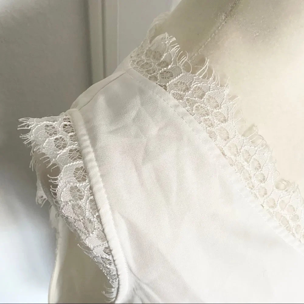 White Sleeveless Tank Top with Lace Cap Sleeve Detail Camisole - Picture 4 of 8